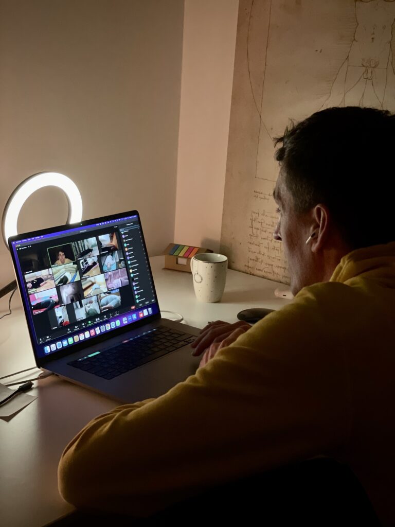 Online somatska praksa